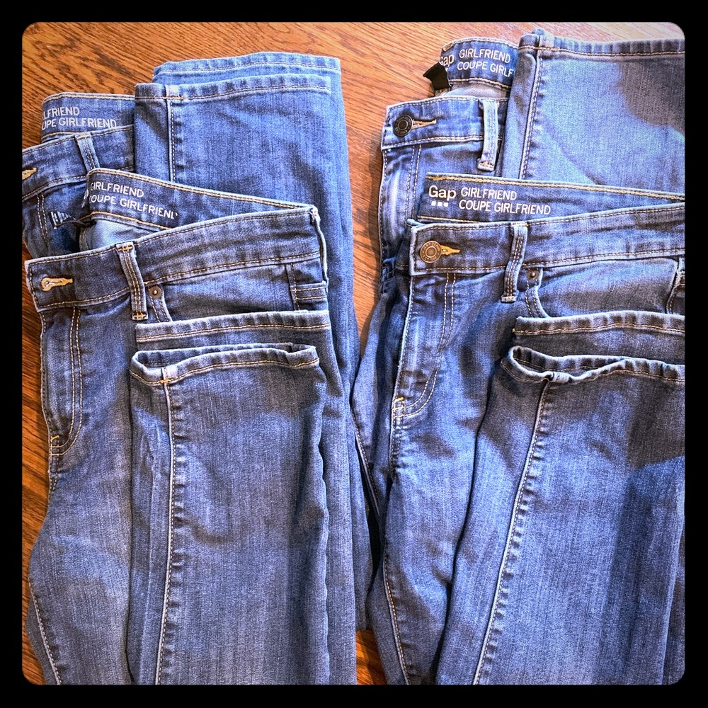***2 pair ***** of gap girlfriend coupe fit jeans